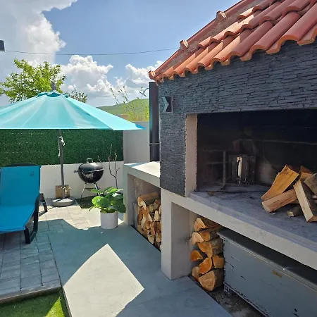 Grey House With Heated Pool Kricke