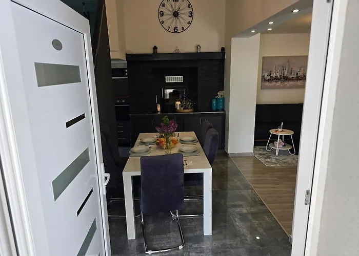 Grey House With Heated Pool Drnis