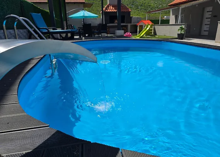 Grey House With Heated Pool Drnis *