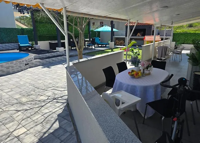 Grey House With Heated Pool Drnis Holiday home Kricke