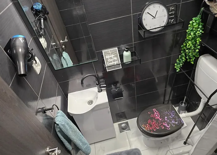 Grey House With Heated Pool Drnis *